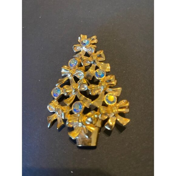 AVON Vintage Aurora Borealis Rhinestone Christmas Brooch Pin - Picture 7 of 7